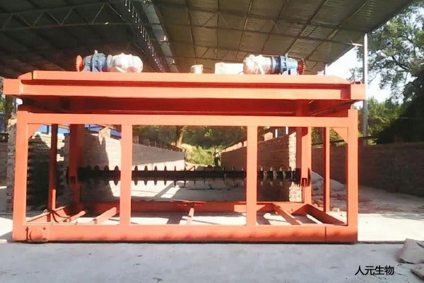 4米跨度雞糞槽式翻拋機的使用效果如何？